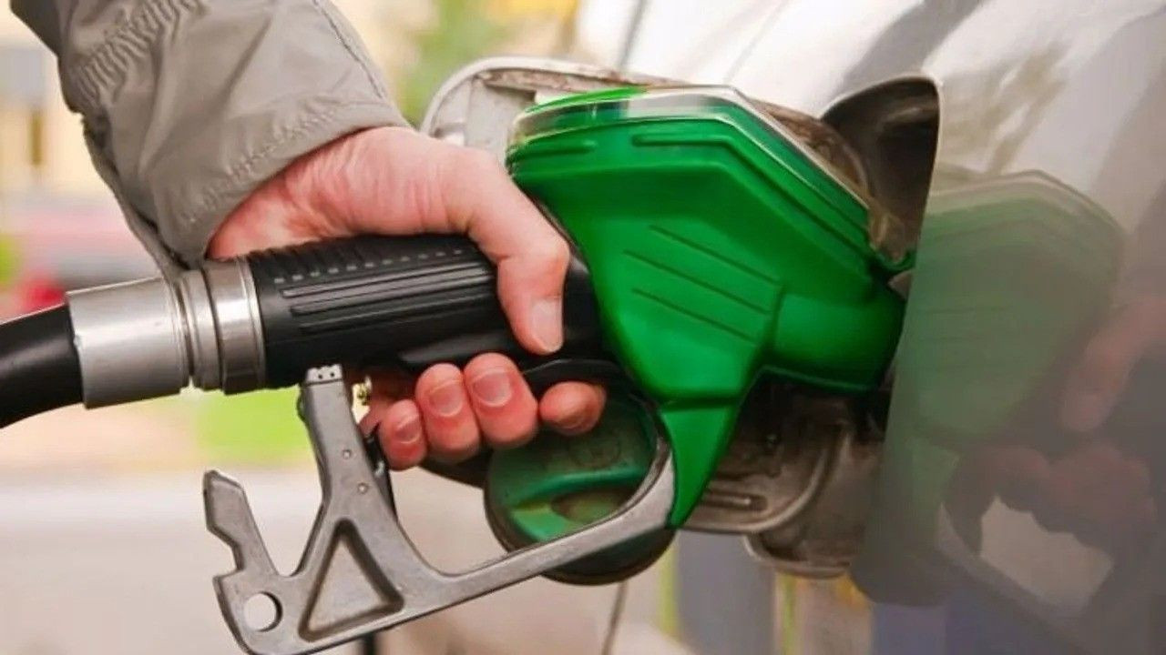 Çarşamba günü akaryakıt fiyatları belli oldu: Benzin, motorin, LPG - Sayfa 1