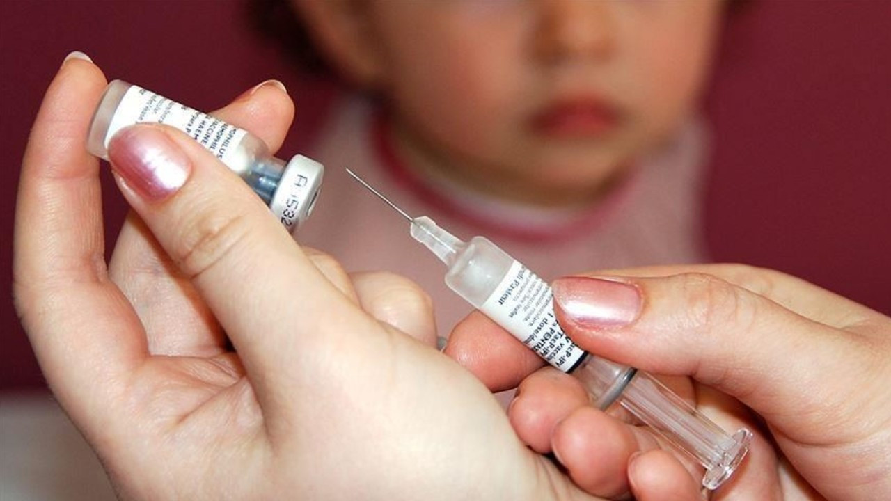 Aşı krizi büyüyor: Depolar tükendi