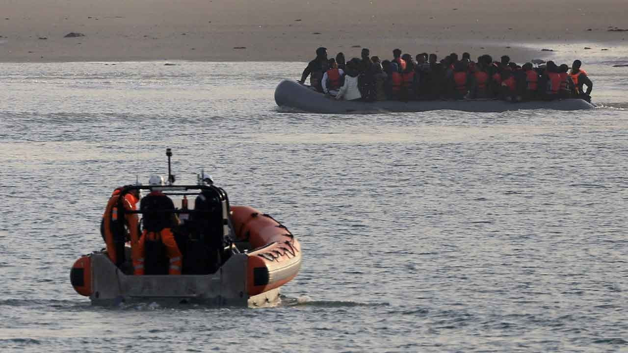 Manş Denizi'nde bir mülteci hayatını kaybetti