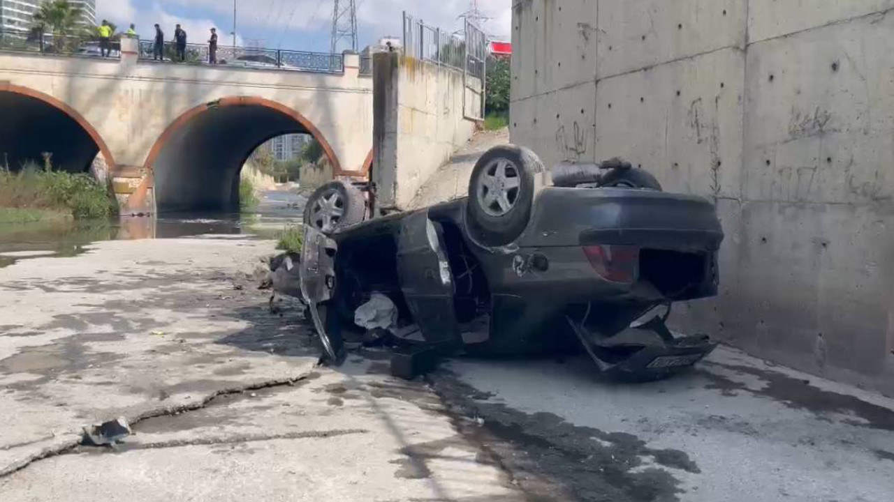 Yolu karıştırdı, kanala uçtu