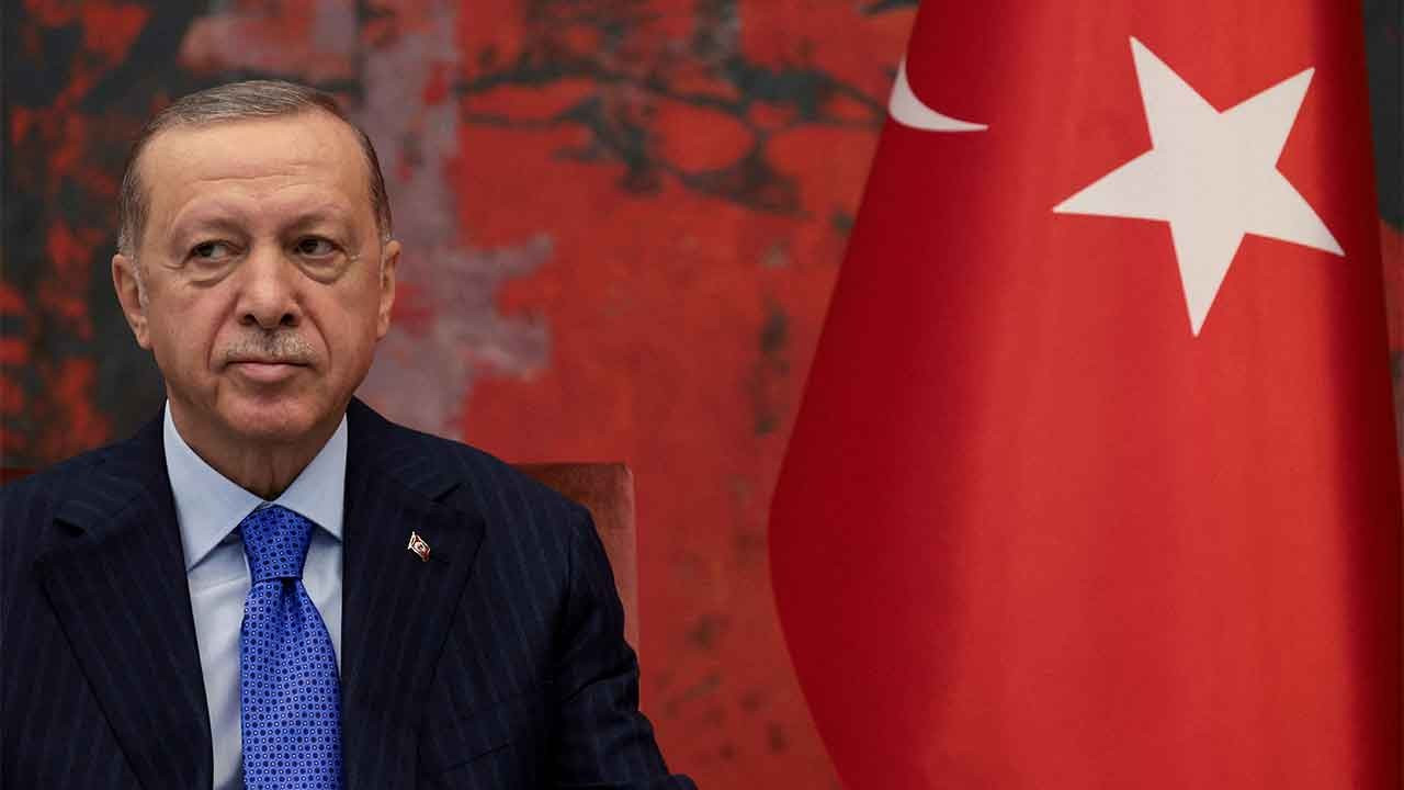 Cumhurbaşkanı Erdoğan, Papa ile telefonda görüştü