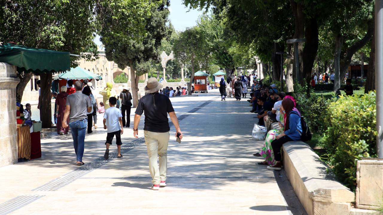 Urfa'da termometreler 45 dereceyi gösterdi