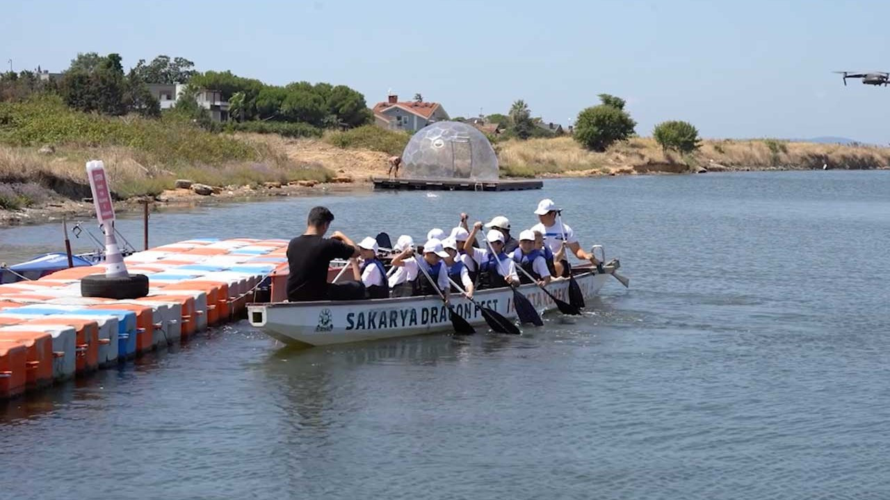 Tuzla’da çocuklara ücretsiz kano ve kürek eğitimi