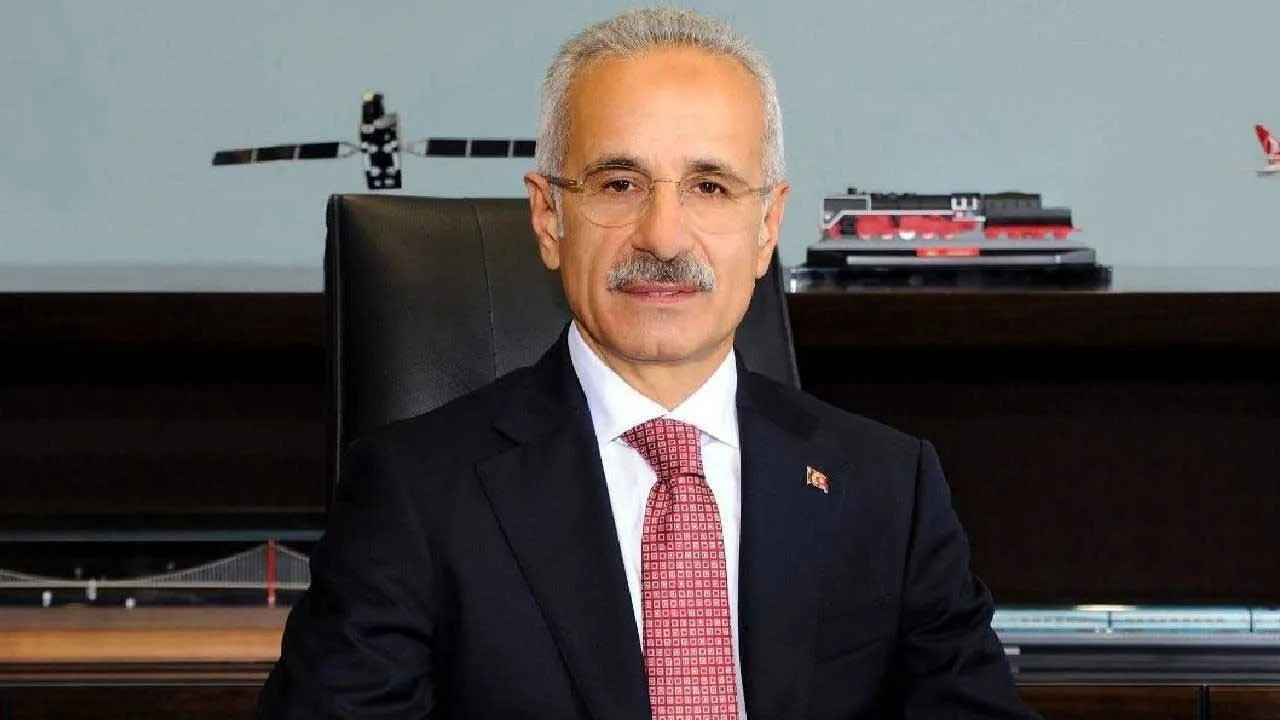 Bakan Uraloğlu açıkladı: Rize-Artvin Havalimanı'nı 2,3 milyon yolcu kullandı