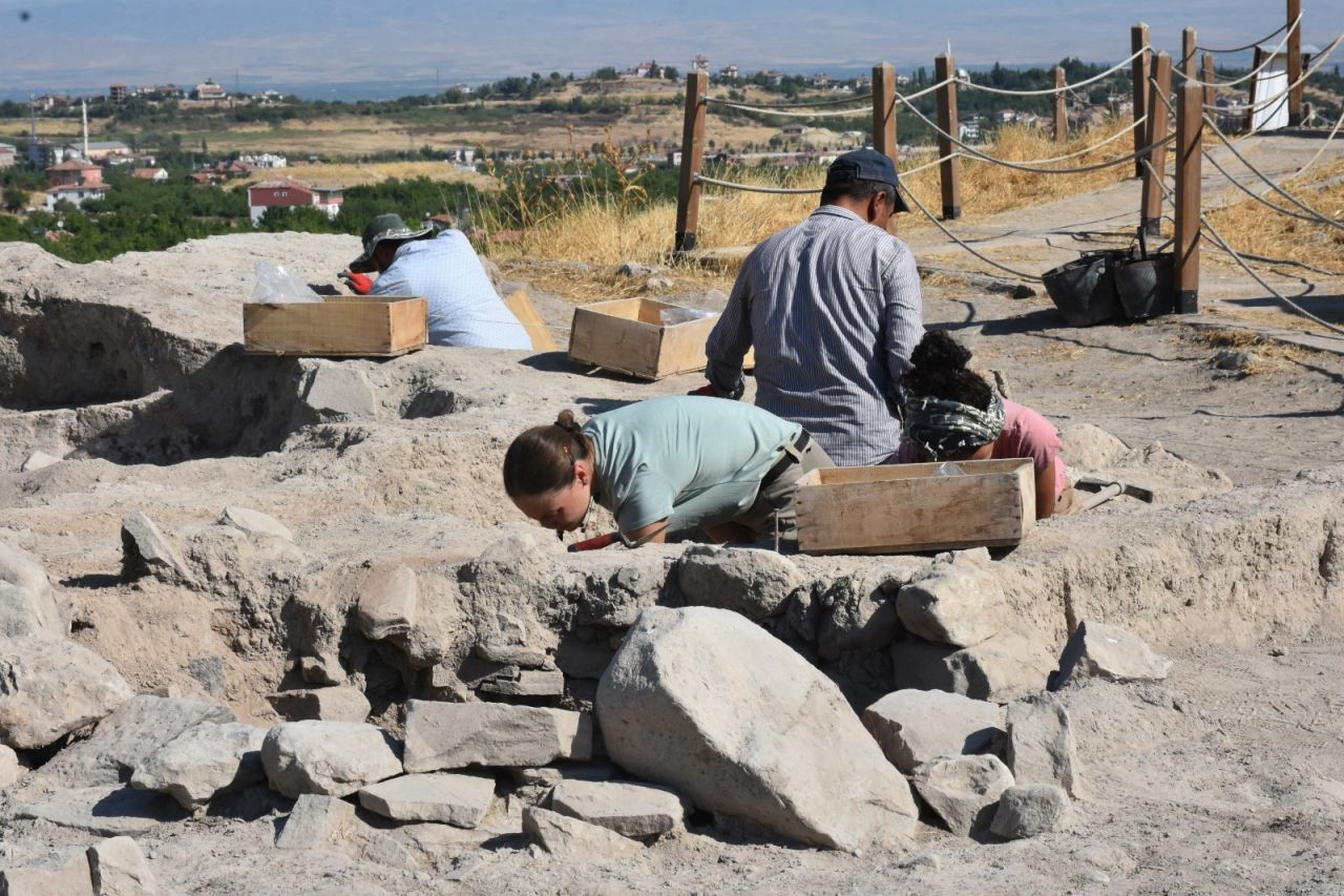 Arslantepe Höyüğü’nde 4 bin 200 yıllık fırın bulundu - Sayfa 2