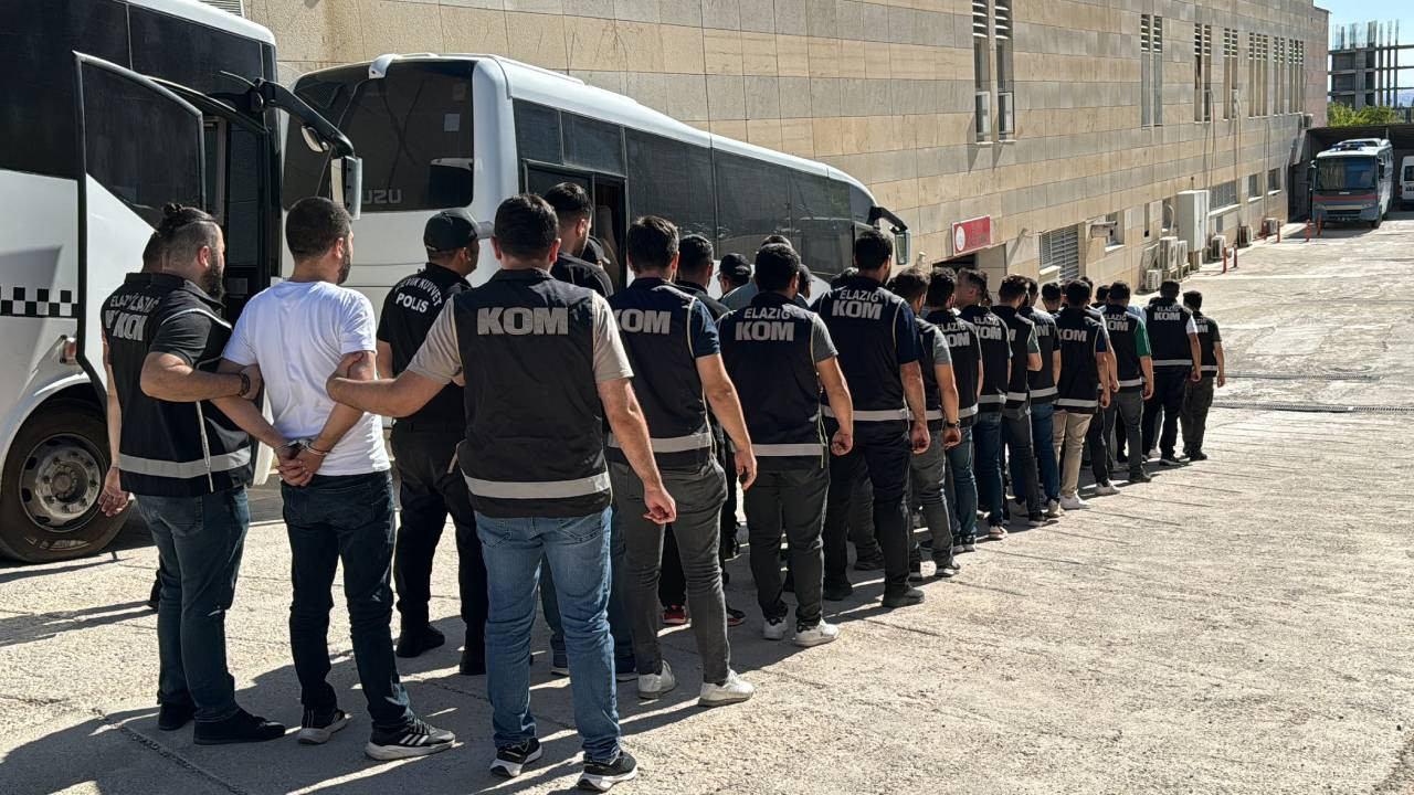 Elazığ'da 'Kuyu-16' operasyonu: 17 şüpheli adliyeye sevk edildi