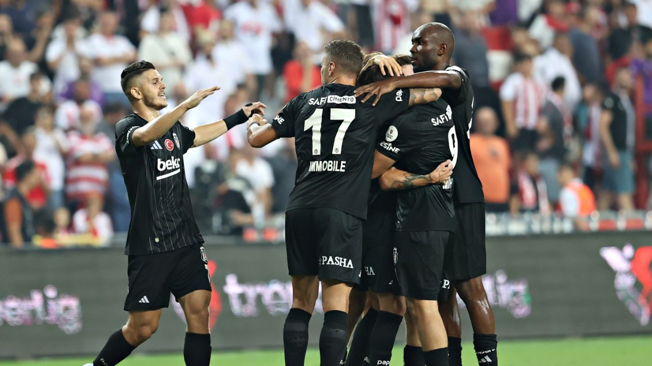 Beşiktaş, Antalyaspor'u ağırlıyor: Muhtemel 11'ler