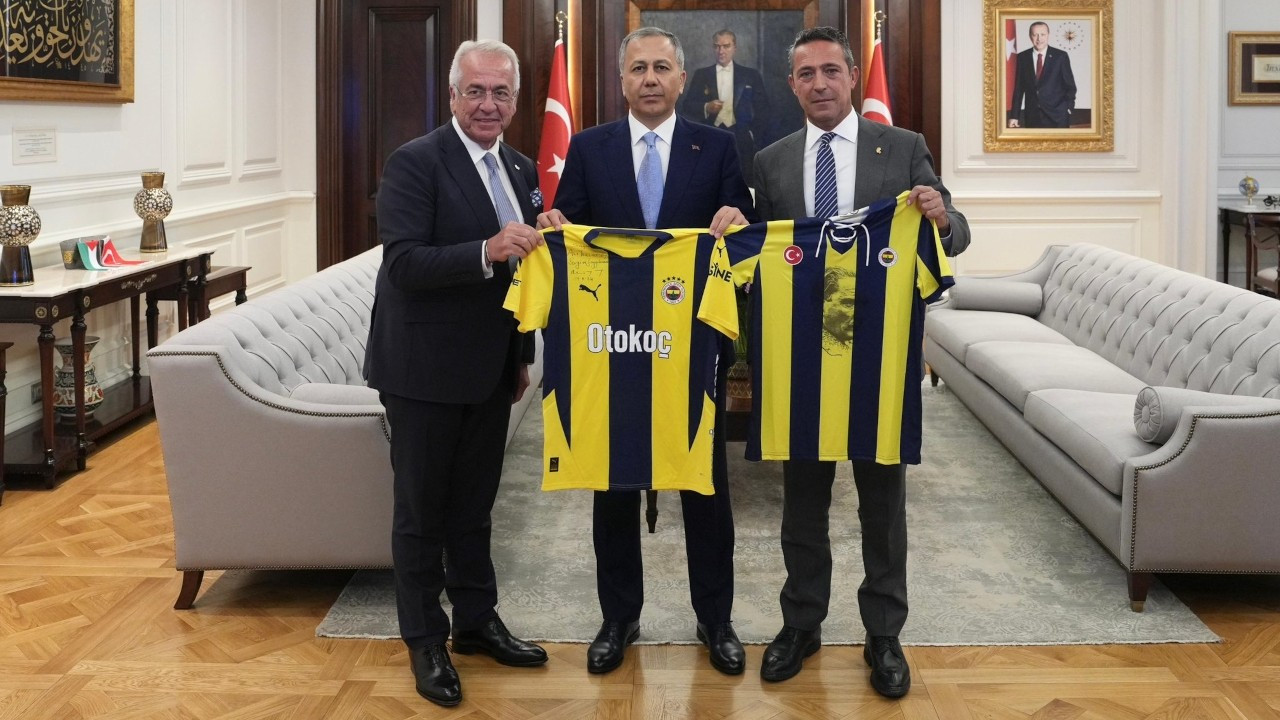 Fenerbahçe yönetiminden İçişleri Bakanı Yerlikaya'ya ziyaret