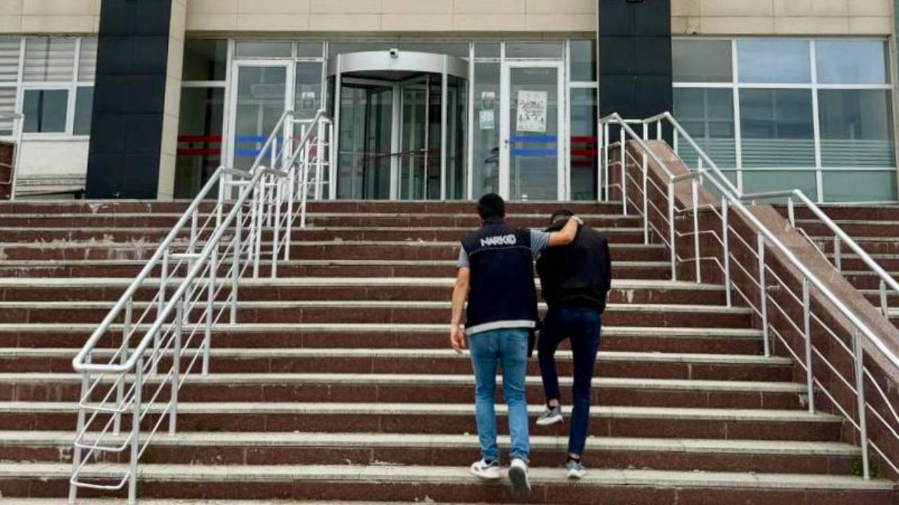 Kars'ta sokak satıcılarına yönelik uyuşturucu operasyonu