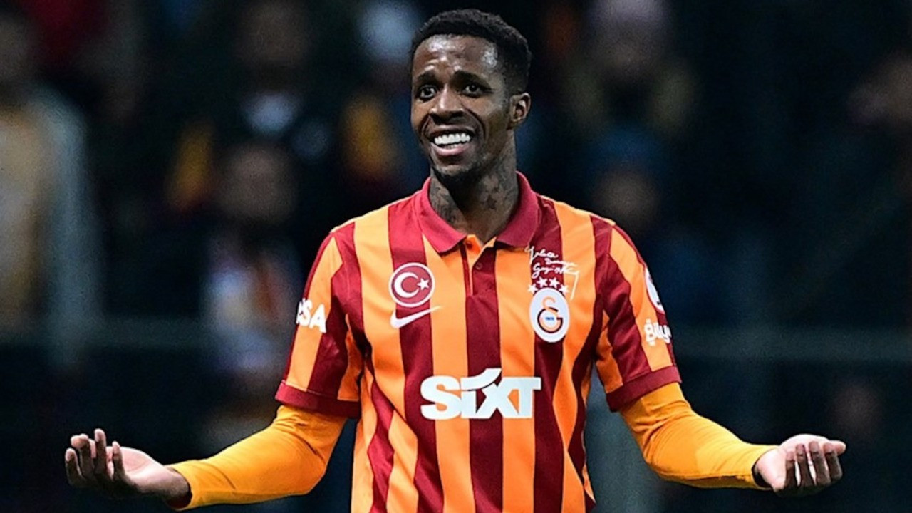 Zaha: Galatasaray taraftarı yüzüme meşale attı