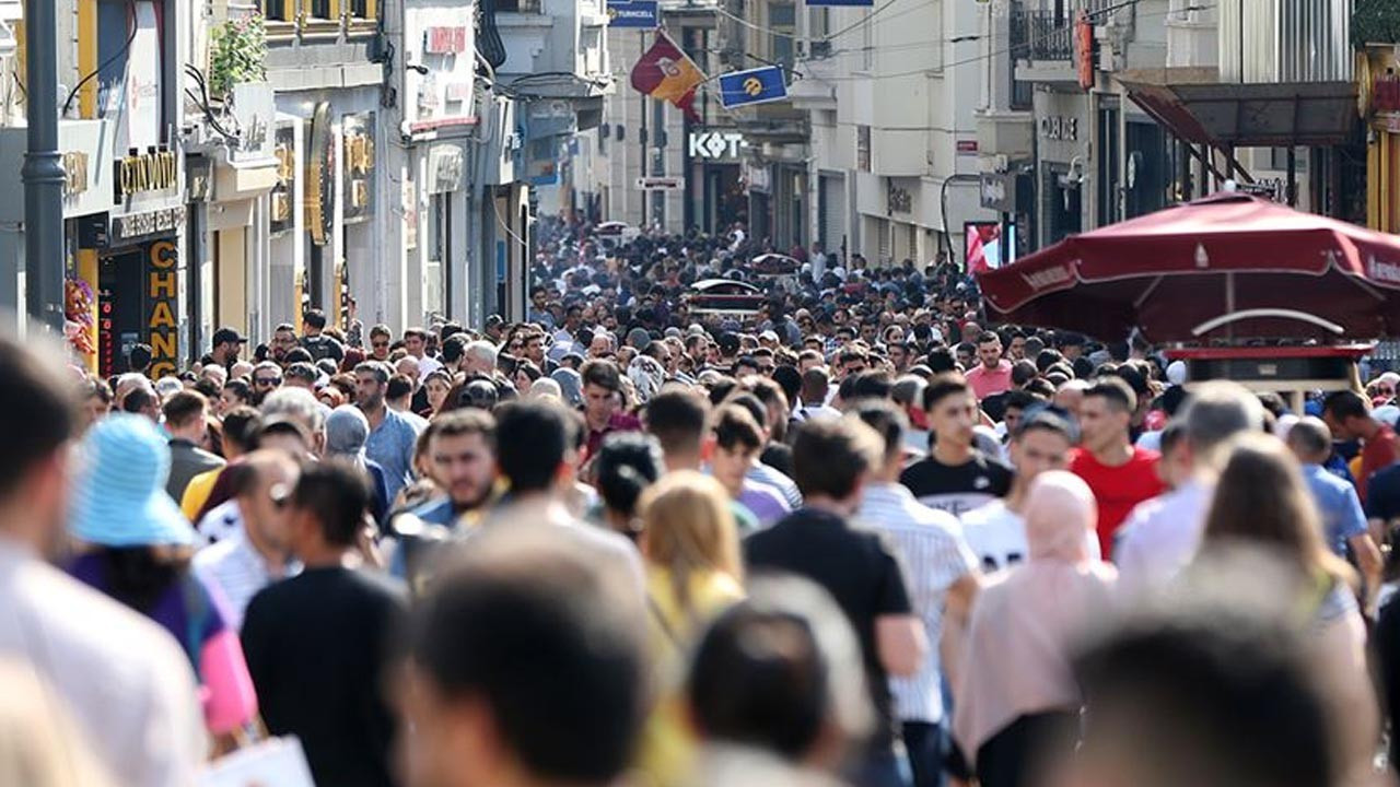 Nüfusun en dinamik kesimi 'ne eğitimde ne istihdamda'