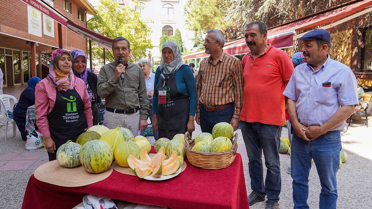 Tepebaşı Belediyesi’nden kadın üreticilere destek