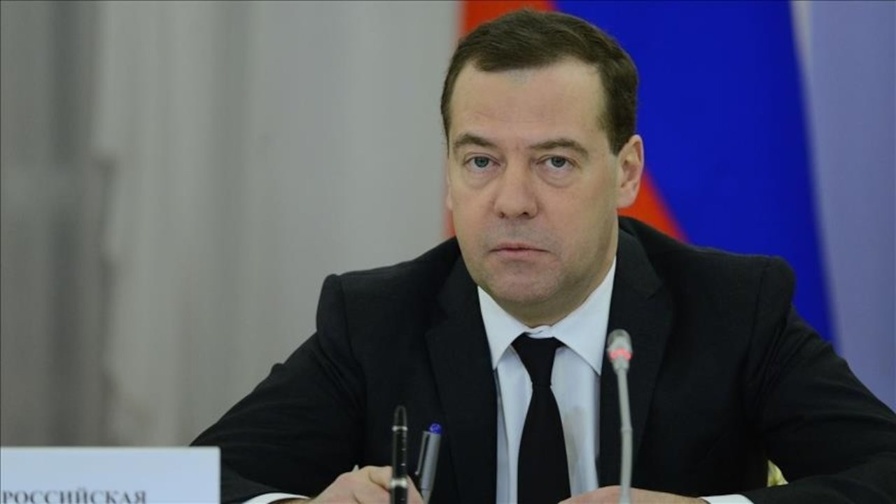 Medvedev: Telegram'ın kurucusu Durov, düşmanlarımız için bir tehlike