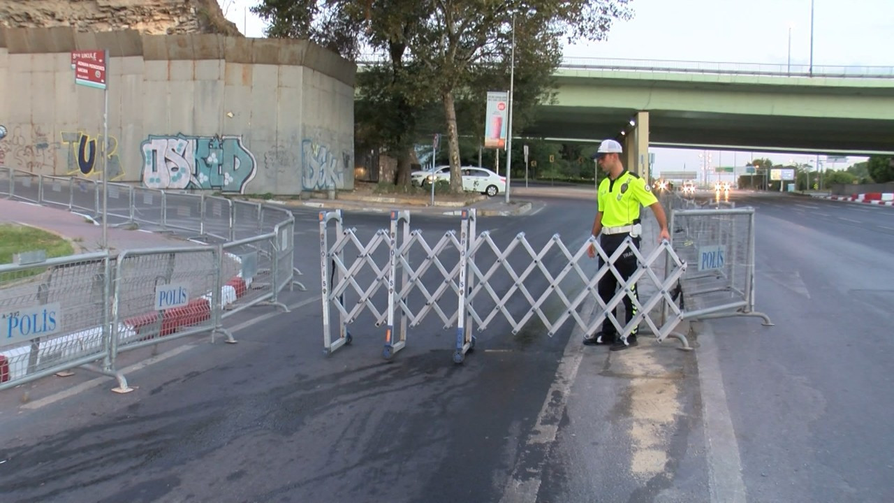 Vatan Caddesi trafiğe kapatıldı