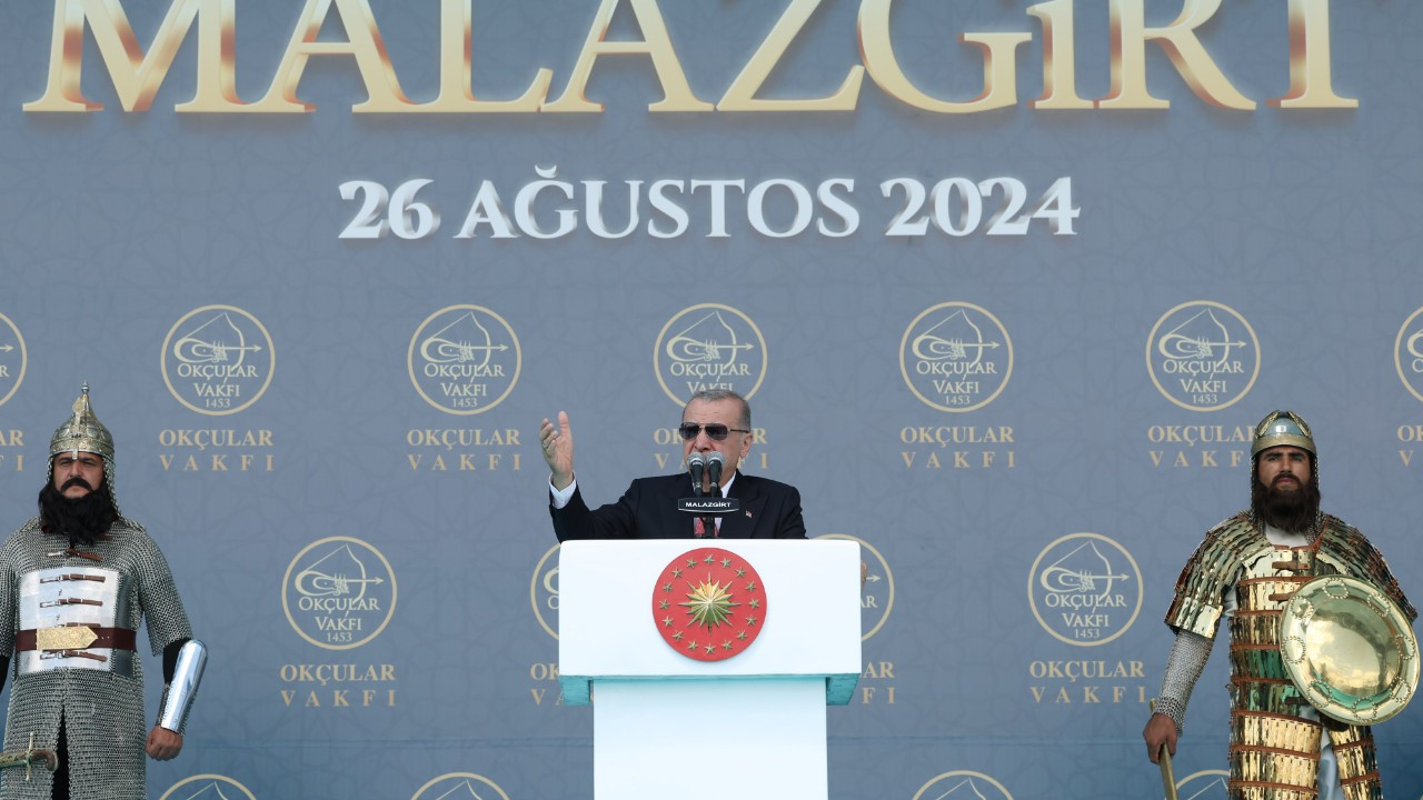 Erdoğan'dan Malazgirt Savaşı'nın yıldönümünde 2071 vurgusu: Yürüyüşümüz Türkiye yüzyılınadır