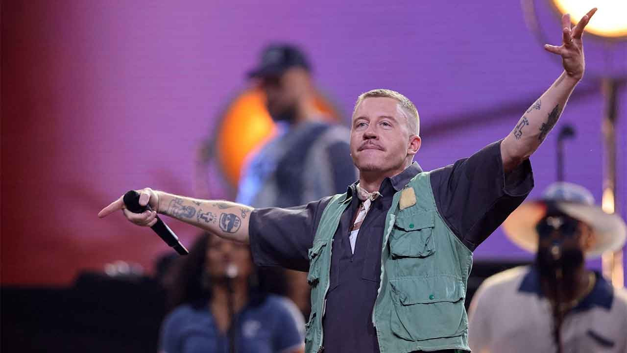 ABD'li rapçi Macklemore'dan Dubai konserine 'Sudan iç savaşı' iptali