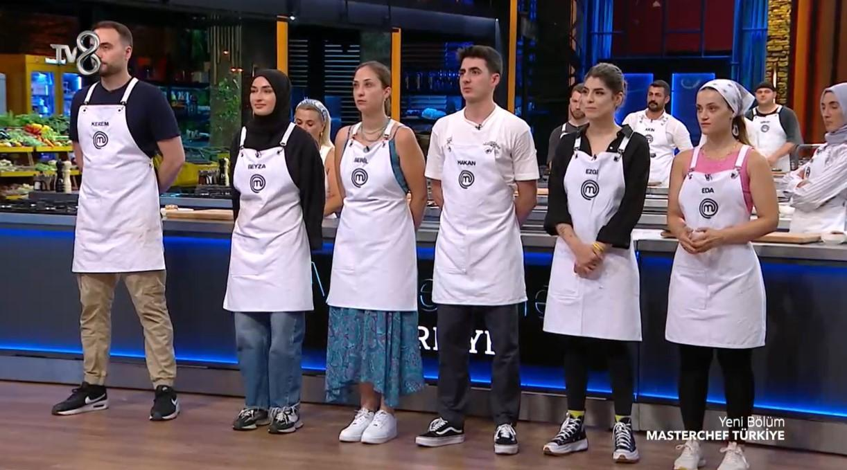 MasterChef'te haftanın takımları belli oldu: 'Yarışmacının kreması kayboldu, özür diledi' - Sayfa 4