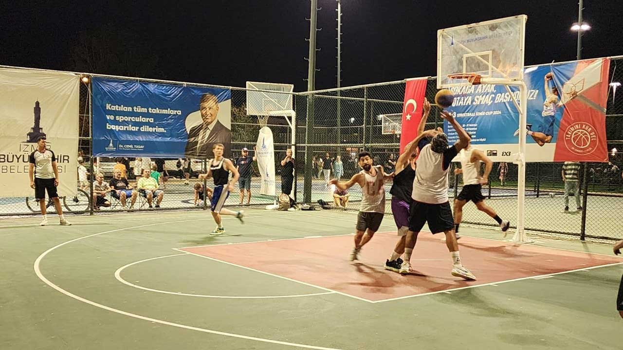 Streetball İzmir Cup 2024'te finale doğru