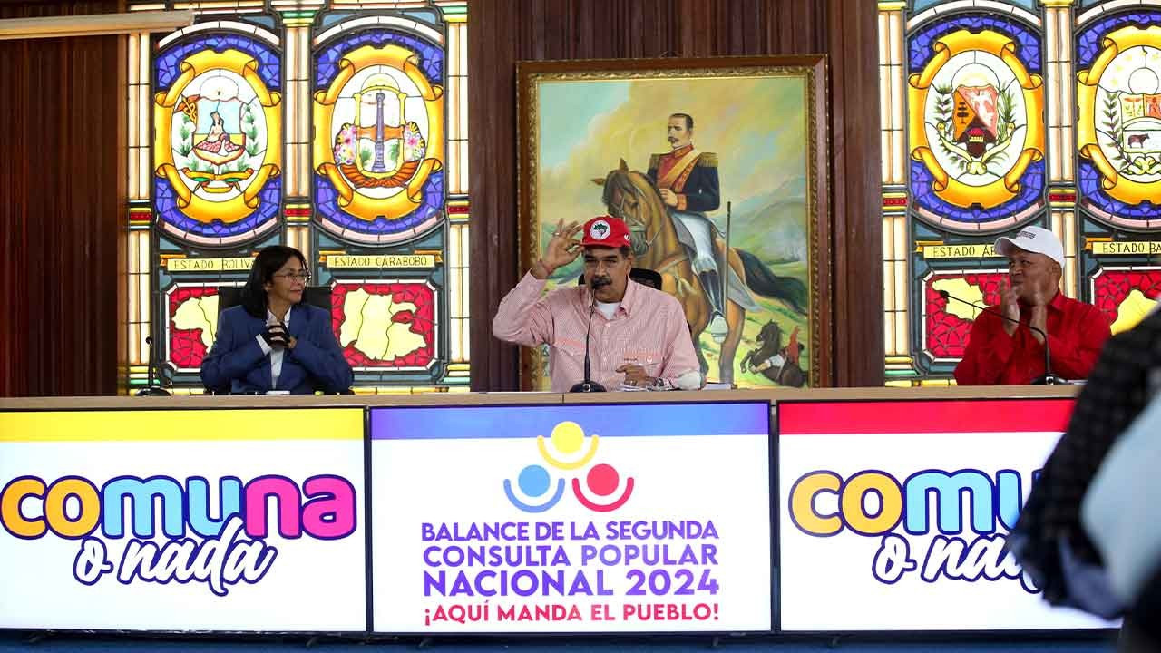 Venezuela Devlet Başkanı Maduro, yeni kabinesini açıkladı