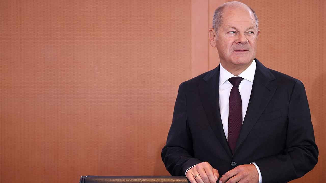 Scholz: İltica hakkı korunacak