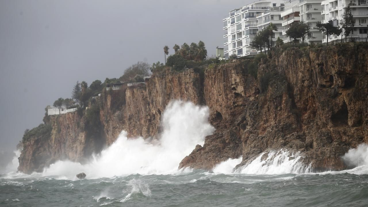 Meteoroloji İstanbul'u ve birçok ili uyardı: Sağanak yağış geliyor - Sayfa 4