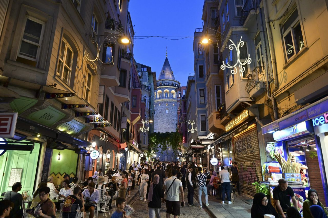 Galata Kulesi drone ile görüntülendi - Sayfa 1