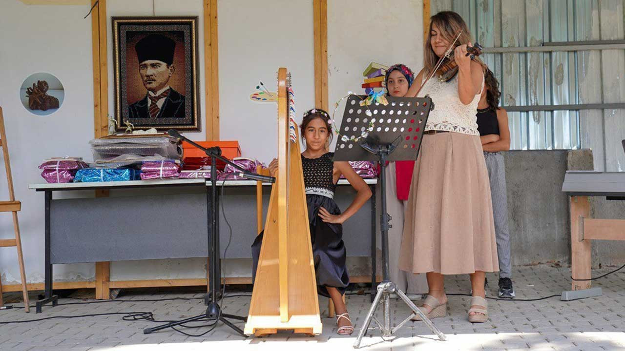 Tepebaşı'nda 5. Çocuk Sanat Şenliği yapıldı