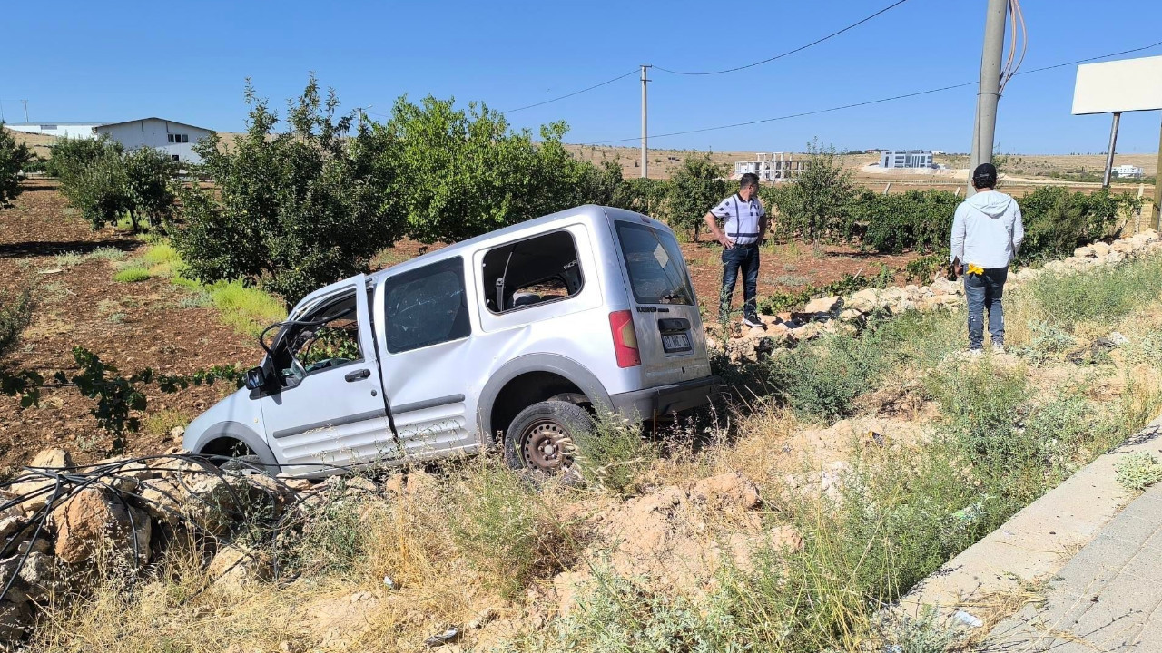 Vinçle çarpışan aracın sürücüsü öldü