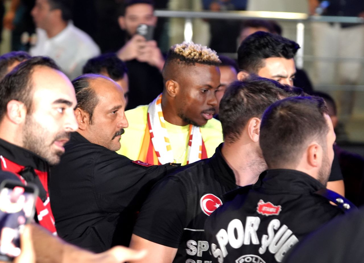 İtalya basını, Victor Osimhen'in Galatasaray'a transferini nasıl değerlendirdi? - Sayfa 3