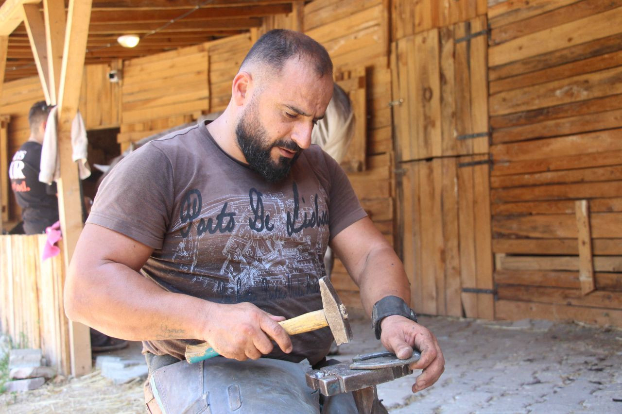 Öğretim görevlisinin ek işi: Aylık geliri 60 bin lira - Sayfa 2