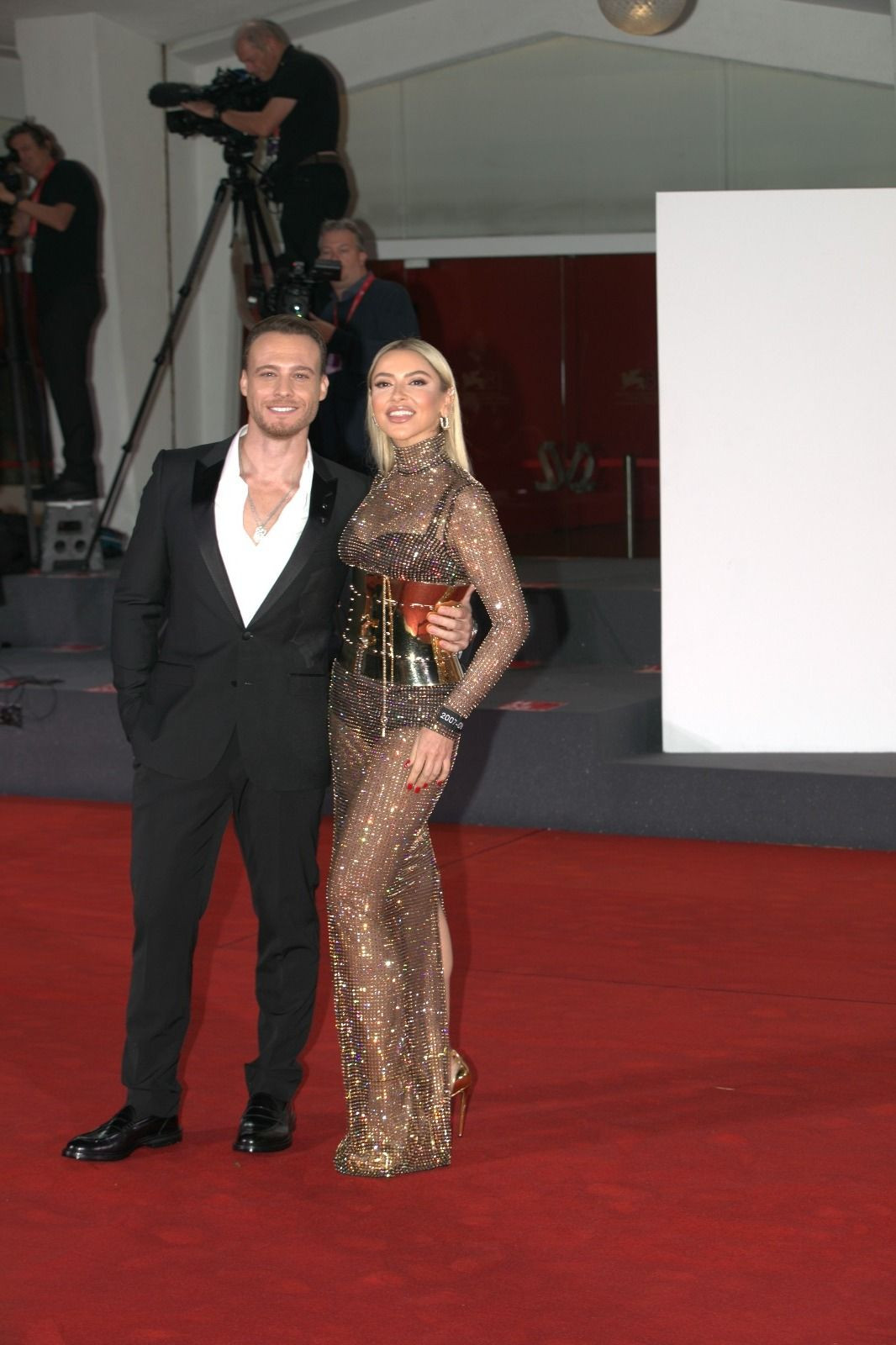 Hadise ve Kerem Bürsin Venedik Film Festivali’nde - Sayfa 1