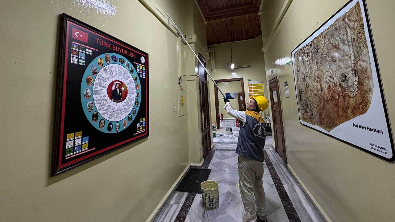 Beyoğlu Belediyesi 45 devlet okulunun bakım ve onarımını yaptı