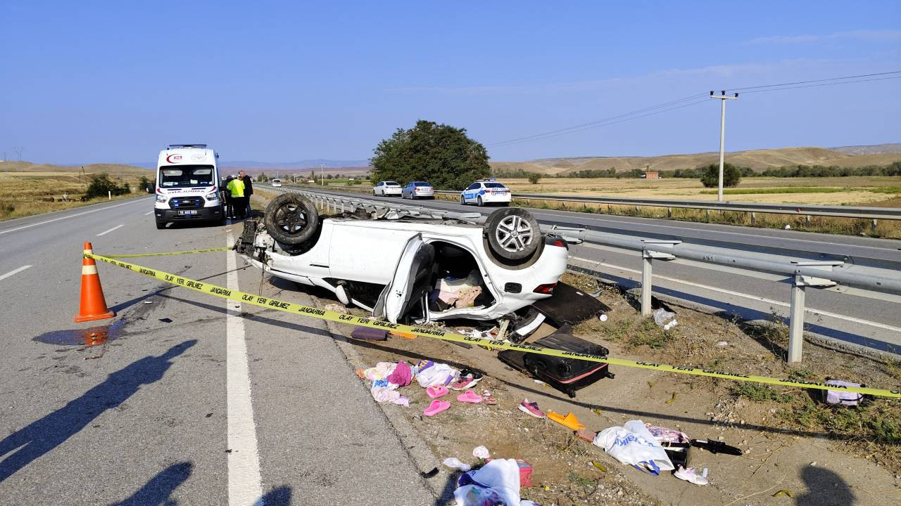 Çorum'da trafik kazasında polis çift hayatını kaybetti