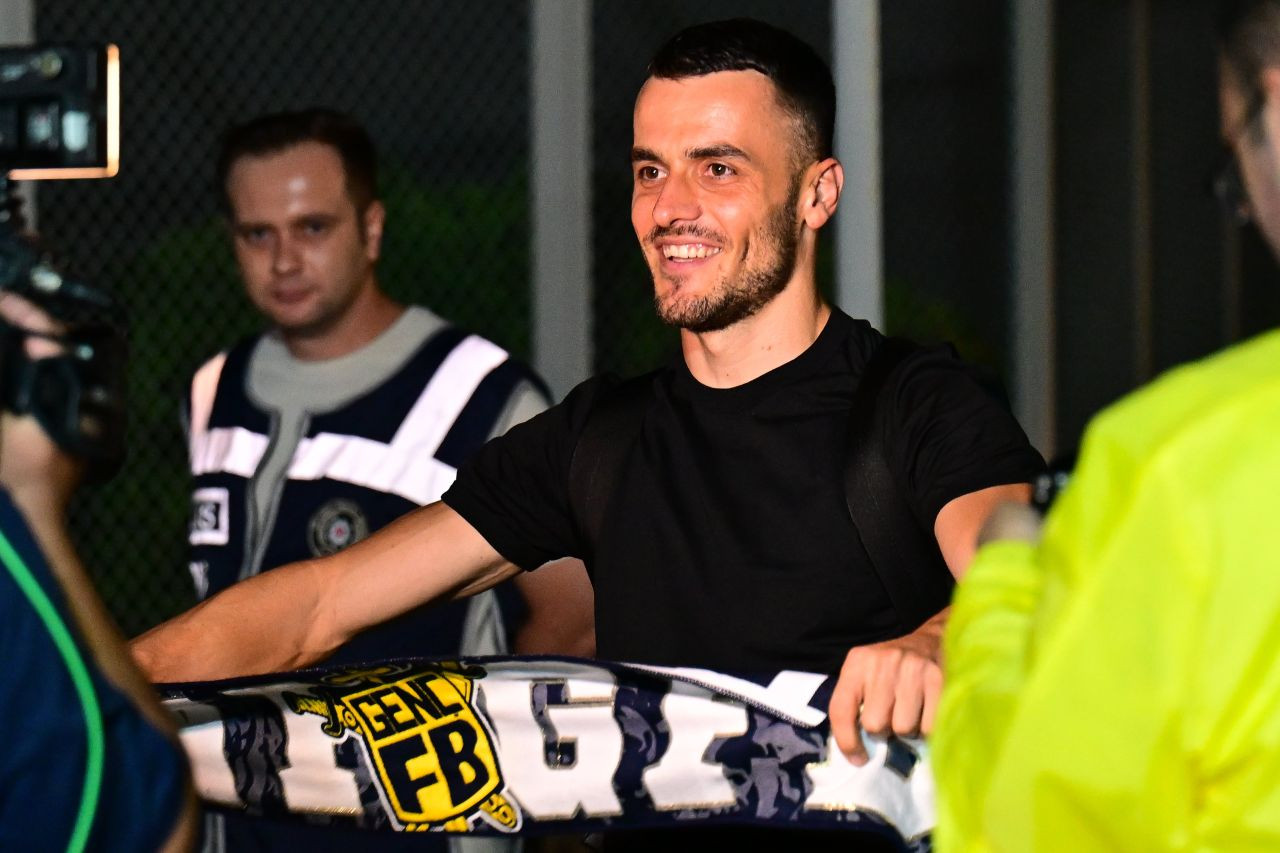 Fenerbahçe tarihindeki beşinci Sırbistanlı futbolcu: Filip Kostic - Sayfa 2