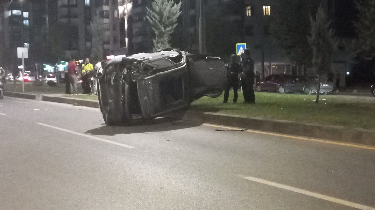 Malatya'da otomobil takla attı: 1 ölü, 2 yaralı