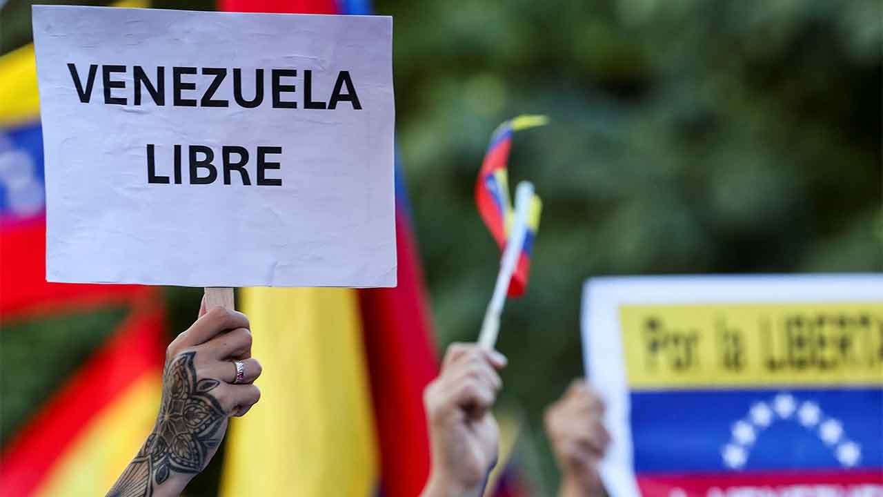 İspanya-Venezuela hattında 'diktatör' krizi: Büyükelçi geri çağrıldı