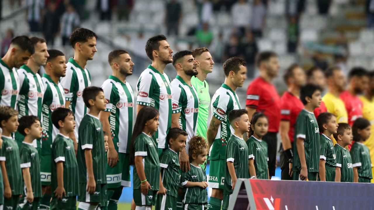 Konyaspor, 18 yeni isimle transfer dönemini tamamladı