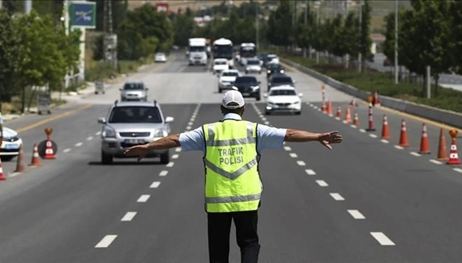 İstanbul'da bugün ve yarın bazı yollar trafiğe kapatılacak: İlçe ilçe güzergahlar - Sayfa 1