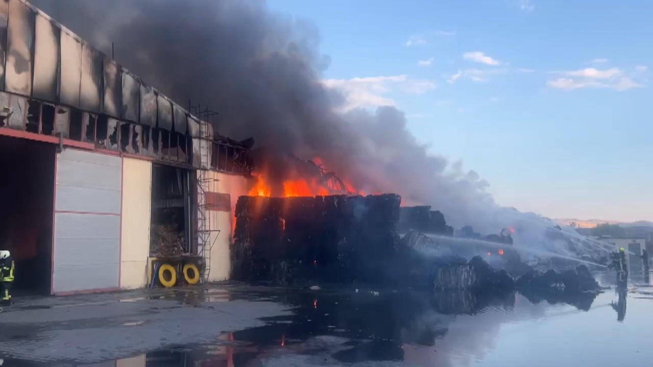 Kayseri'de fabrika yangını