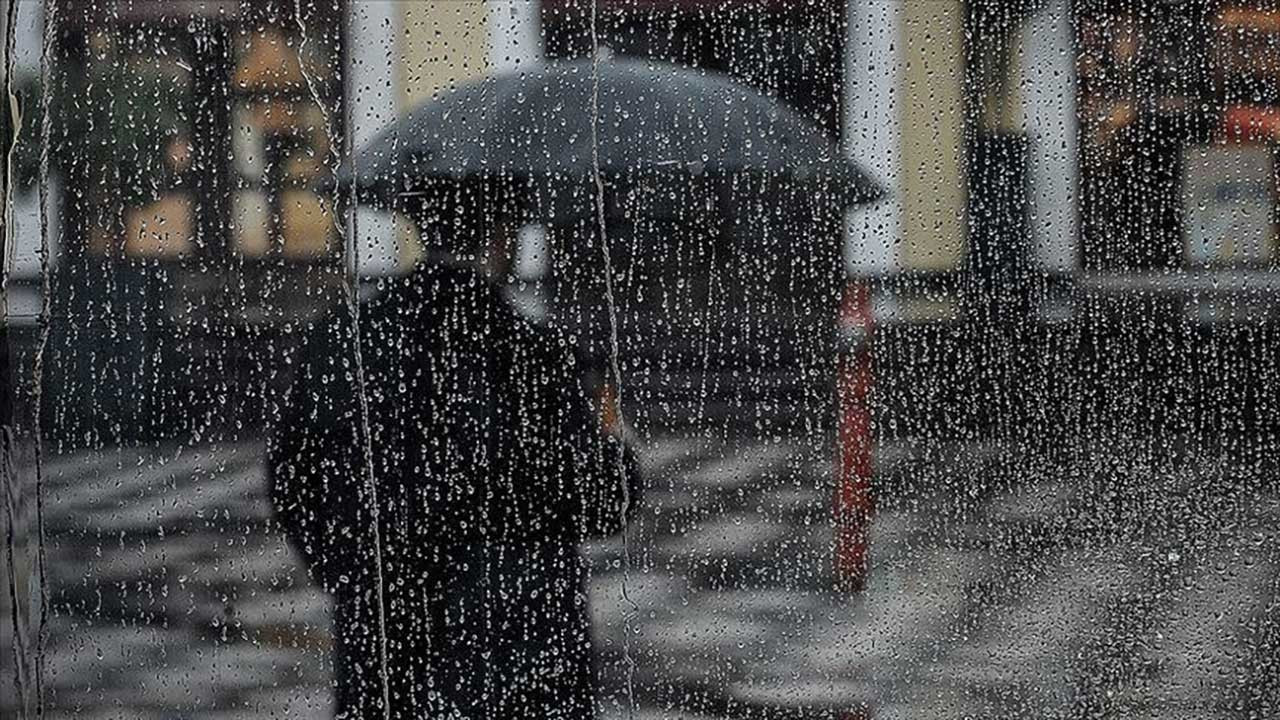 İstanbul hava durumu: Yeni haftanın ilk günü yağış