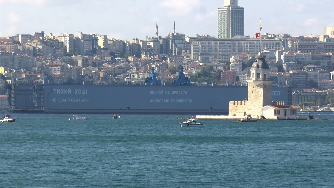 İstanbul Boğazı gemi trafiğine açıldı