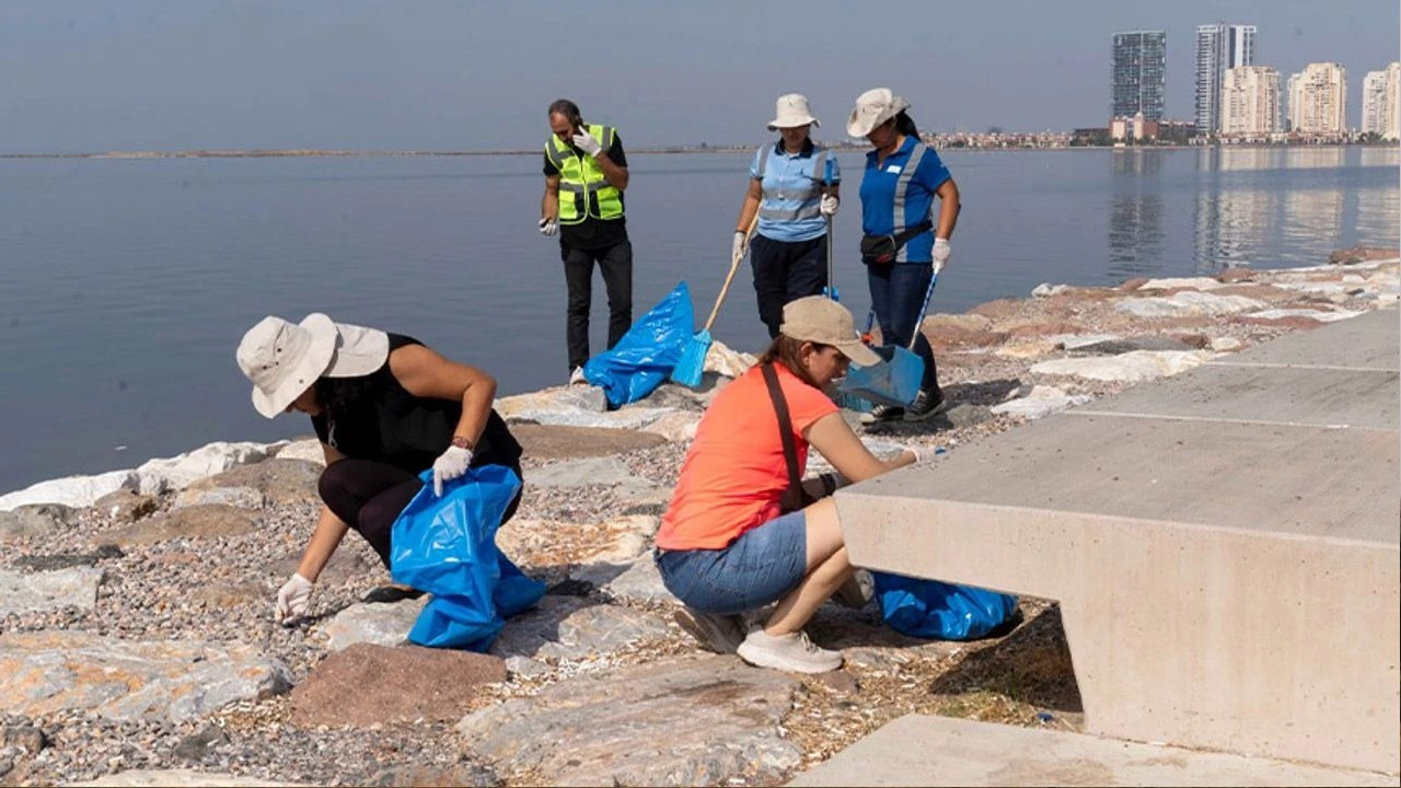 İzmir'de atıklar fidana dönüşecek