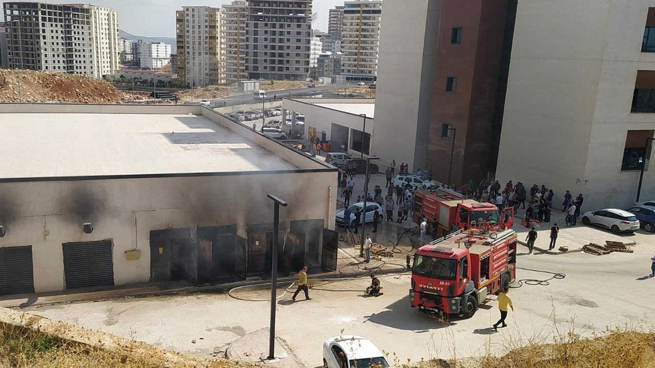 Mardin'de 300 yataklı hastanede çıkan yangın kısa sürede söndürüldü