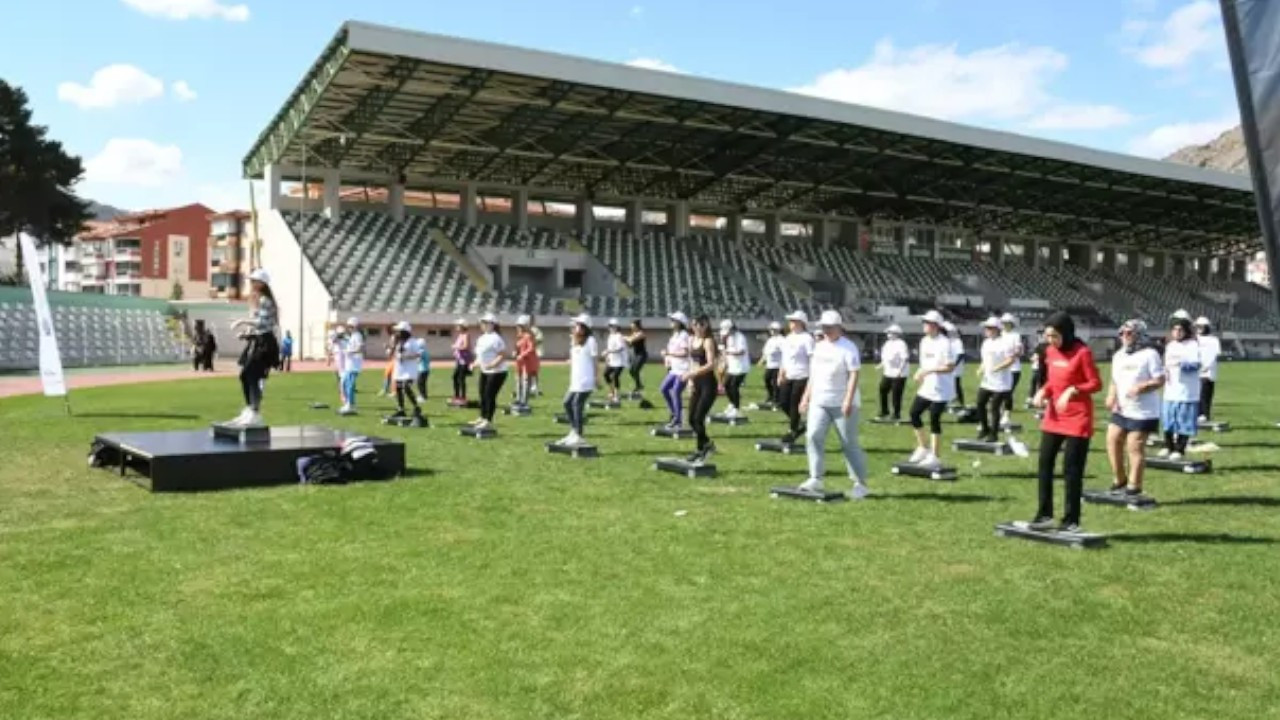 Amasya'da 'Zumba ve Step Festivali' düzenlendi