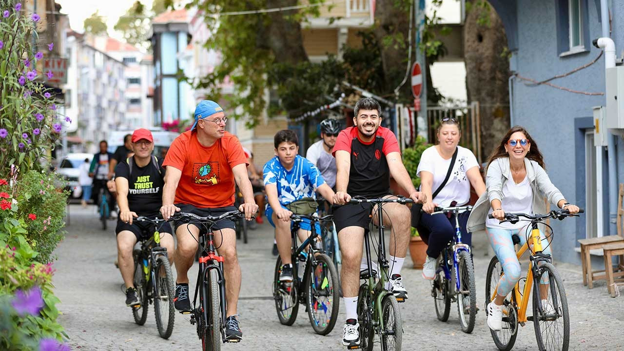 Mudanyalılar sürdürülebilir ulaşım için pedal çevirdi