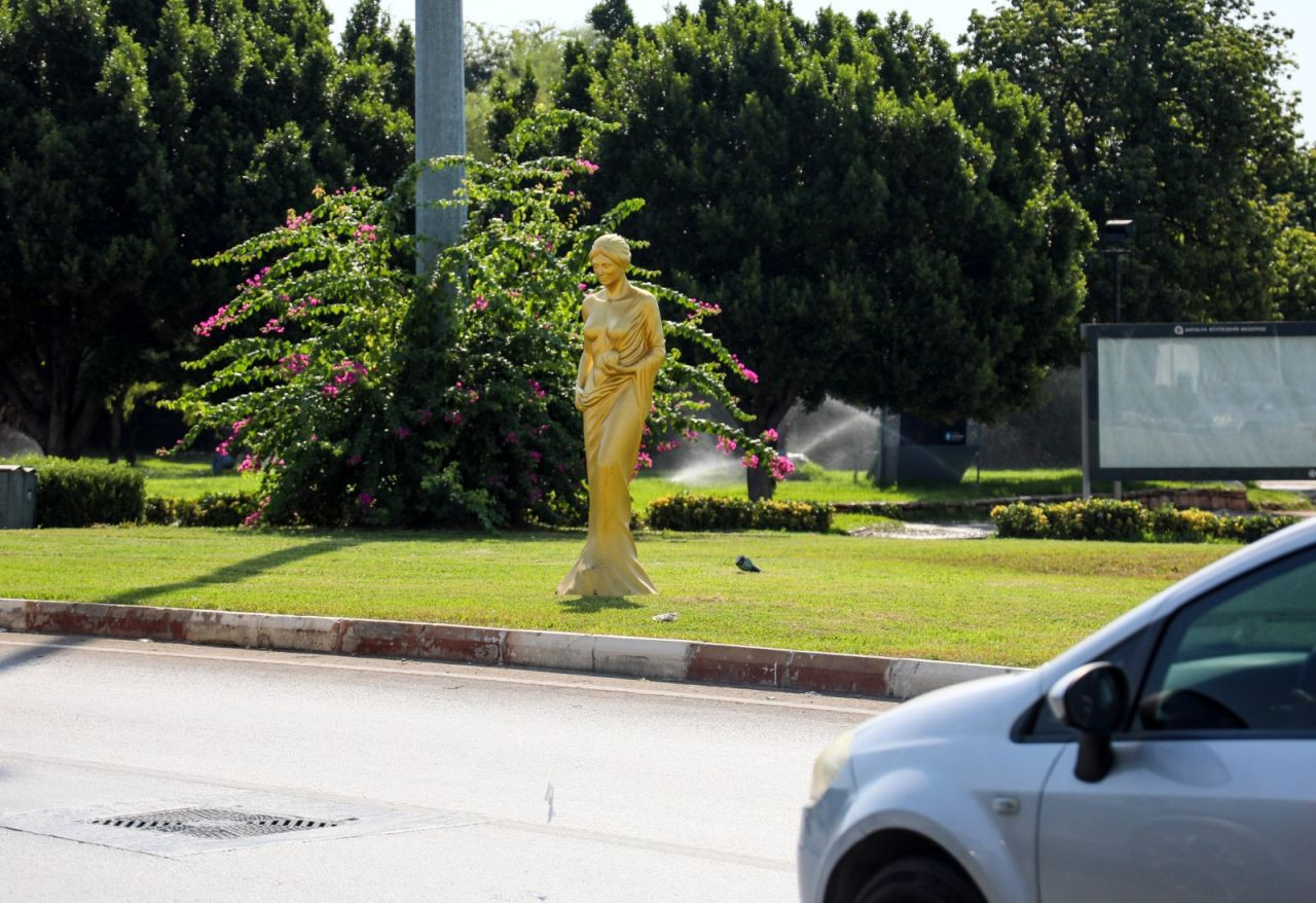 Altın Portakal'ın simgesi 'Venüs' heykelleri Antalya sokaklarında - Sayfa 4