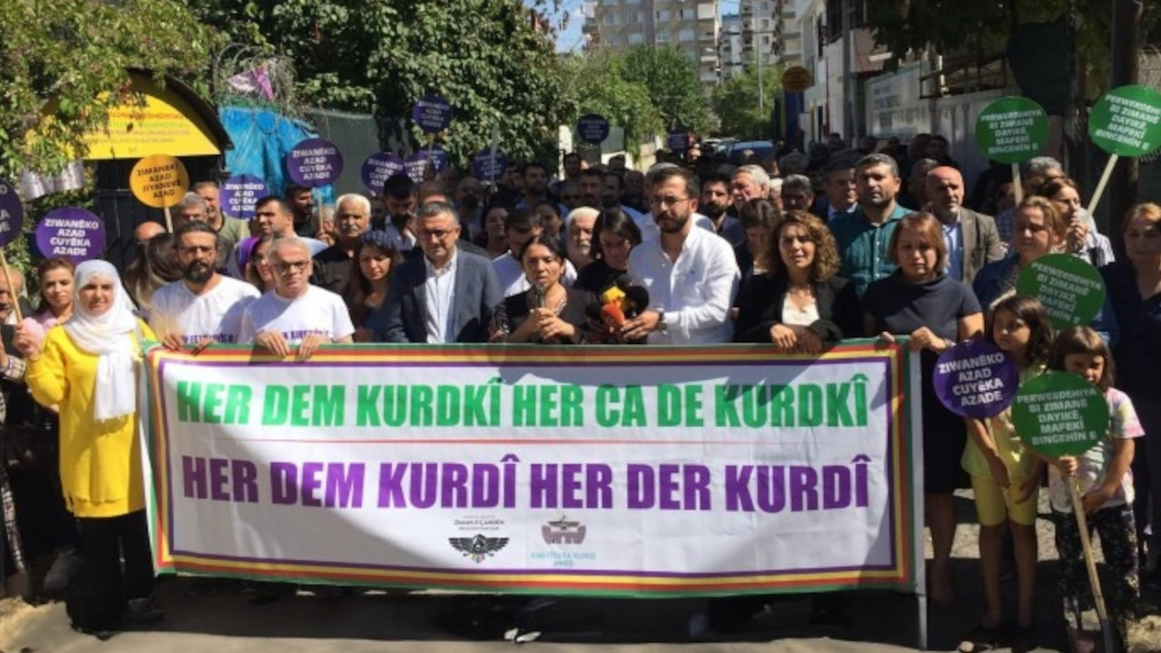 MED-DER’e polis baskını protesto edildi