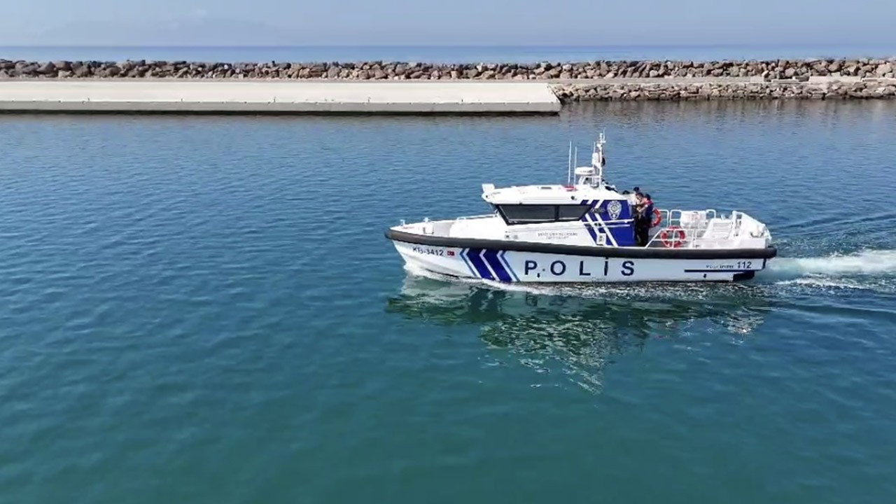 Deniz polisi, Enez Deniz Limanı'nda çalışmalarına başladı