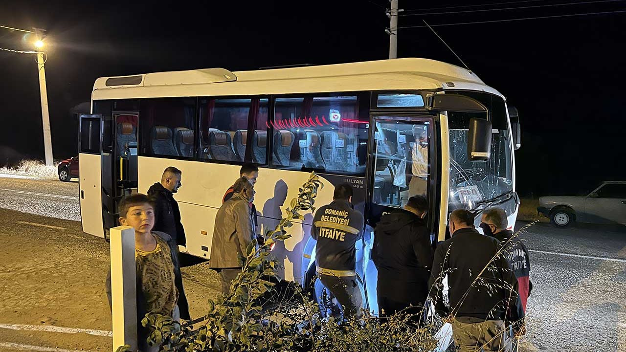 Kütahya'da işçi servisi kaza yaptı: 10 yaralı