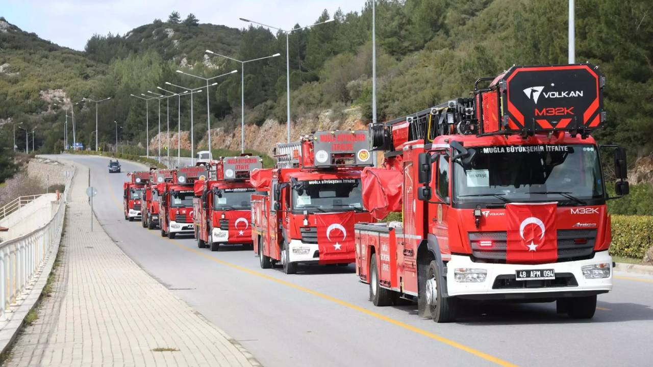 Muğla'da itfaiye ekiplerinin tatbikatı gerçeğini aratmadı